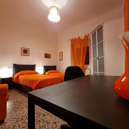 Wow Home 2 - 175 Mq - Posteggio Privato - Davanti Porto Traghetti - Fino A 10 Posti Letto - Balcone Genua Zewnętrze zdjęcie
